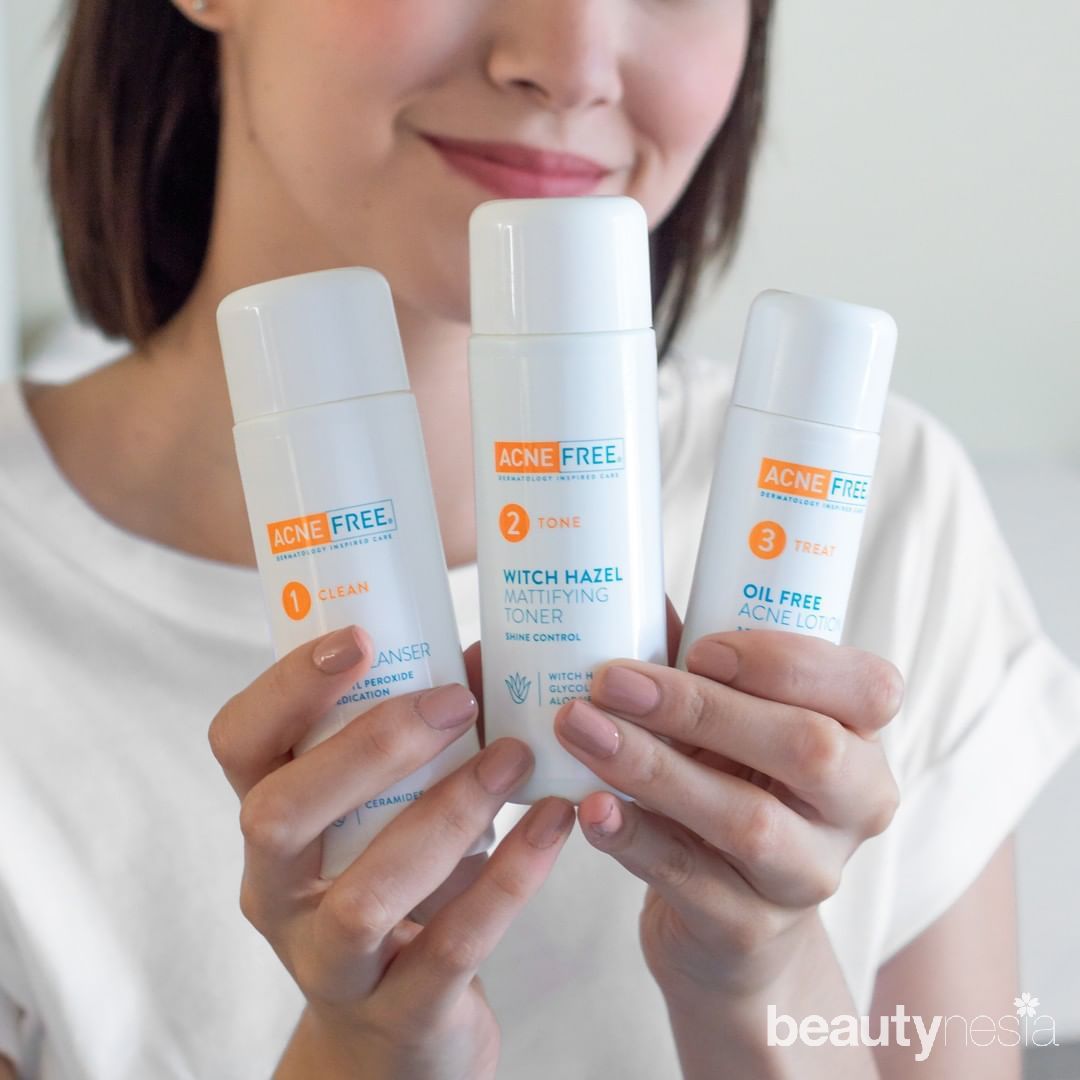 AcneFree Oil Free 24 Hour Clearing System merupakan pilihan yang tepat untuk mengobati jerawat karena mengandung asam salisilat dan benzoil peroksida.