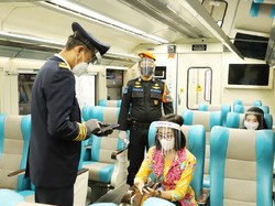 KAI Catat Kenaikan Volume Penumpang KA Reguler hingga 49%