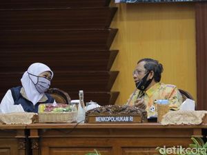 Khofifah Sebut Tingkat Kepatuhan Protokol COVID-19 Surabaya Raya Rendah