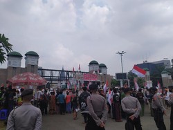 Ada Demo PA 212 dkk di Depan DPR, Pengalihan Lalin Situasional
