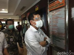 Menkes Berikan Santunan untuk Keluarga dari Nakes yang Meninggal Menkes Berikan Santunan untuk Keluarga dari Nakes yang Meninggal