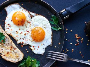 Yuk, Sarapan Telur dan Bayam Agar Tubuh Segar Berenergi! Yuk, Sarapan Telur dan Bayam Agar Tubuh Segar Berenergi!