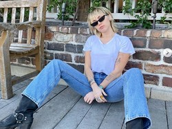 7 Artis Hollywood yang Tak Minum Alkohol, Siapa Saja Mereka?