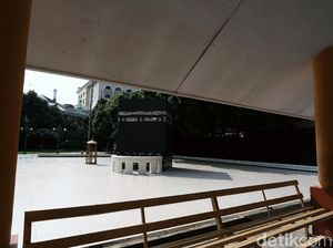 Potret Asrama Haji Bekasi saat Jamaah RI Batal Berangkat Potret Asrama Haji Bekasi saat Jamaah RI Batal Berangkat