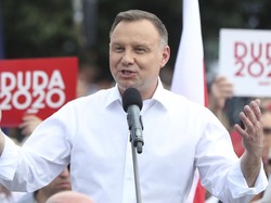 Presiden Polandia Akan Dites Corona Sebelum Bertemu Trump di Gedung Putih