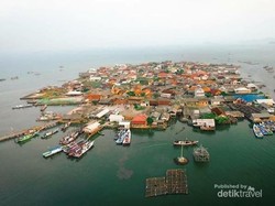 Ini Pulau Pasaran, Tampak Kumuh Tapi Inilah Pusat Ikan Teri Indonesia