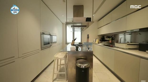 Rumah Minimalis Yoo Ah In