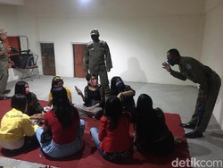 Nekat Beroperasi Saat Pandemi, 8 Pemandu Lagu dan Pemilik Karaoke Diamankan
