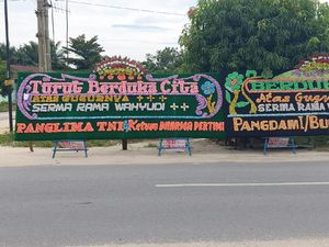 Prajurit TNI Gugur di Kongo, Karangan Bunga Berjejer di Depan Rumah Duka