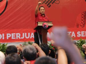 Bendera PDIP Dibakar, Hendi Minta Kader di Semarang Ikuti Komando Partai Bendera PDIP Dibakar, Hendi Minta Kader di Semarang Ikuti Komando Partai