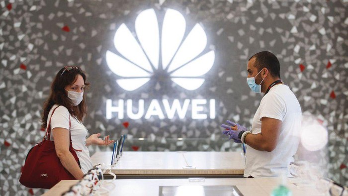 Huawei dituding pemerintah Trump disokong oleh militer China Huawei dituding pemerintah Trump disokong oleh militer China