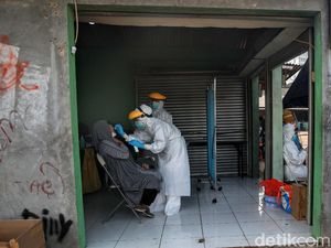 Dokter: Bukan Waktu yang Tepat Pertanyakan Bahaya COVID-19