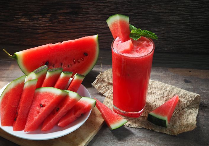 5 Jus Buah yang Bisa Bikin Langsing