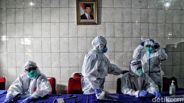 Ini Orang Pertama di RI yang Bakal Diberi Vaksin Corona