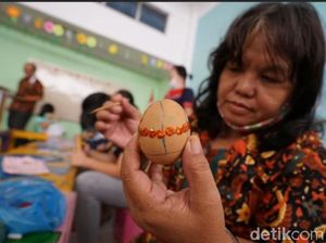 Bukan Paskah, Ini Tradisi Unik Hias Telur Duan Yang
