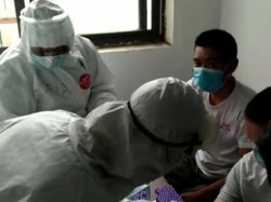 152 TKA China yang Tiba di Sultra Jalani Pemeriksaan Kesehatan