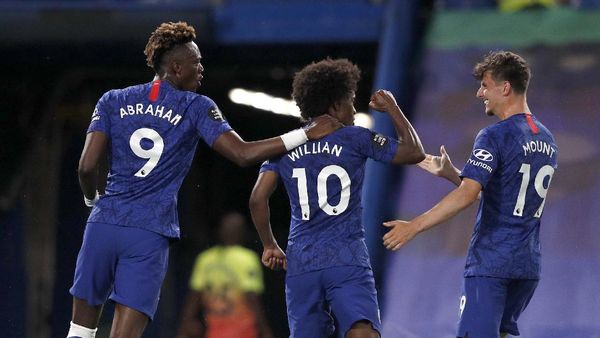 Chelsea Bungkam City, Liverpool Juara Liga Inggris