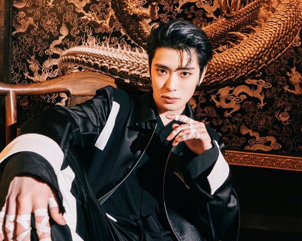Jaehyun NCT/Instagram.com/_jeongjaehyun Dengan visualnya yang menawan jaehyun memang layaknya anak Raja