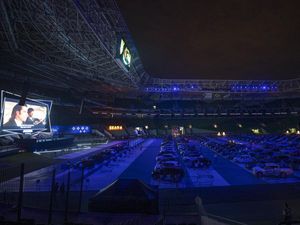 Gegara Corona, Stadion Bola di Brasil Jadi Lokasi Bioskop Drive-In