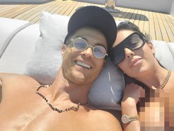 Cristiano Ronaldo dan Kekasih Sewa Kapal Yacht Rp 3 M