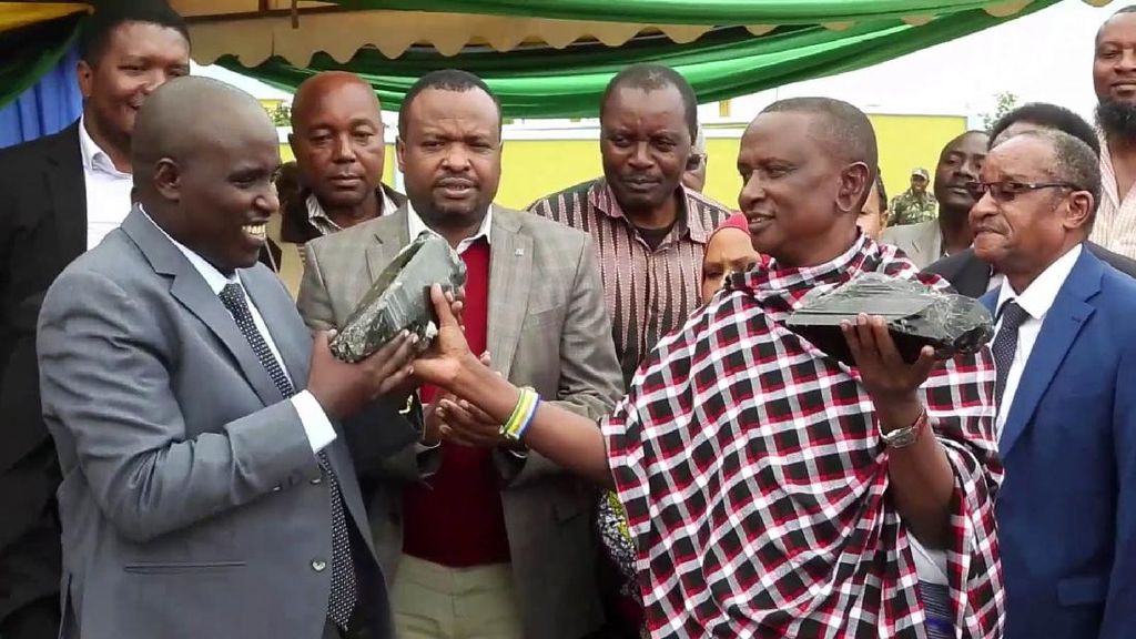 Ini Dia Batu yang Bikin Penambang Tanzania Jadi Miliarder Ini Dia Batu yang Bikin Penambang Tanzania Jadi Miliarder