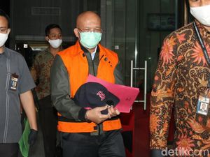 Eks Direktur PT HTK Divonis 1 Tahun 5 Bulan Bui di Kasus Suap Bowo Sidik Eks Direktur PT HTK Divonis 1 Tahun 5 Bulan Bui di Kasus Suap Bowo Sidik