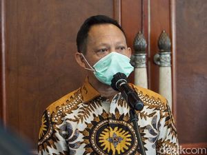 Mendagri Minta Kontestan Pilkada Angkat Isu Penanganan COVID-19 Mendagri Minta Kontestan Pilkada Angkat Isu Penanganan COVID-19