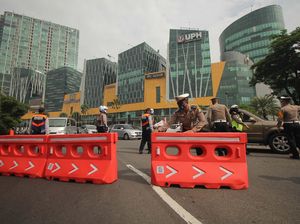 Sekat 13 Perbatasan Masuk Surabaya, Polisi juga Awasi Jalan Tikus Sekat 13 Perbatasan Masuk Surabaya, Polisi juga Awasi Jalan Tikus