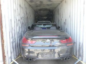 Polisi Italia dan Bea Cukai Kanada Gagalkan Penyelundupan 40 Mobil Mewah Curian Polisi Italia dan Bea Cukai Kanada Gagalkan Penyelundupan 40 Mobil Mewah Curian