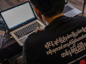 Setahun Pemadaman Internet, Warga Rakhine Kesulitan Hadapi Pandemi Corona Setahun Pemadaman Internet, Warga Rakhine Kesulitan Hadapi Pandemi Corona
