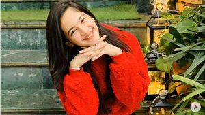 8 Foto Siya Kakkar, Artis TikTok 16 Tahun Pose di Rooftop Sebelum Bunuh Diri