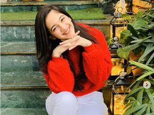8 Foto Siya Kakkar, Artis TikTok 16 Tahun Pose di Rooftop Sebelum Bunuh Diri 8 Foto Siya Kakkar, Artis TikTok 16 Tahun Pose di Rooftop Sebelum Bunuh Diri
