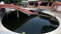 Miris! Waterpark ini Jadi Kolam Lele Gegara Corona
