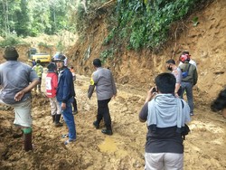 Alat Berat Diterjunkan Cegah Longsor Susulan di Palopo Sulsel