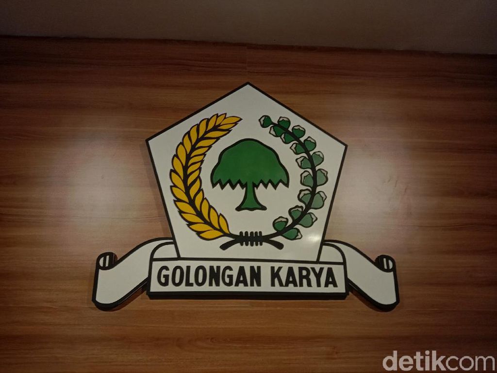 Golkar Sulsel Tolak Keputusan Mahkamah Partai Kembalikan Ketua DPD Sinjai-Gowa Golkar Sulsel Tolak Keputusan Mahkamah Partai Kembalikan Ketua DPD Sinjai-Gowa