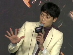 Kang Dong Won Pengin Banget Main Film tentang Hal-hal Gaib