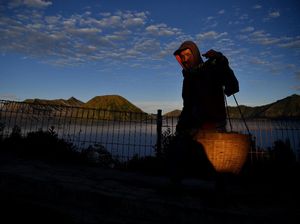 Wisata Gunung Bromo Menanti Dibuka