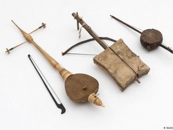 Kepincut Sheila on 7, Wanita Jerman Bikin Alat Musik Nusantara yang Beken