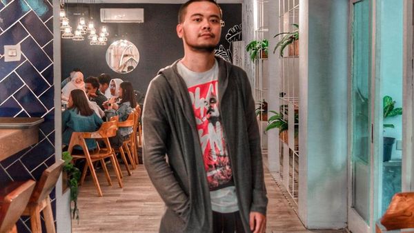 Reza SMASH Sering Nongkrong di Kafe Kekinian, Ini Buktinya