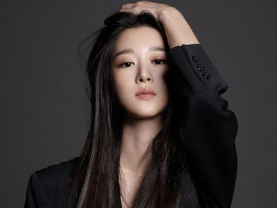 8 Foto Kecantikan Seo Ye Ji Bintang Drakor yang Disebut Mirip Chef Renatta