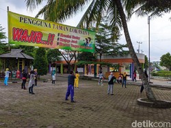 PSBB Berakhir, Warga Ciamis Nekat Masuki Taman yang Masih Ditutup untuk Olahraga