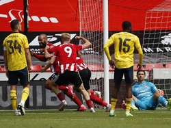 Duh, Bek Arsenal Lagi-lagi Bikin Blunder