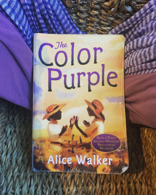 Novel The Color Purple Alice Walker/ Foto: Instagram.com/lindsaylibrary