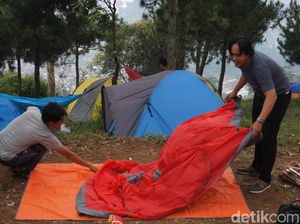 Camping Ground di Lembang Kembali Ramai Pengunjung