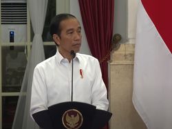 Saat Jokowi Siap Pertaruhkan Reputasi demi Anak Negeri