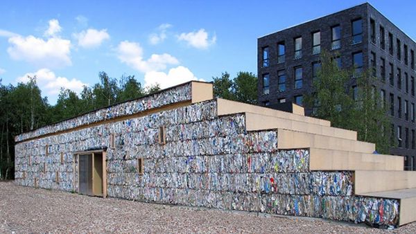 Kantor Ini Dibangun Pakai Sampah Kertas, Percaya?