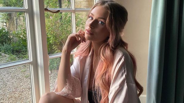 Tinggal di Desa Sejak Pandemi, Model yang Dulu Doyan Party Kini Tobat