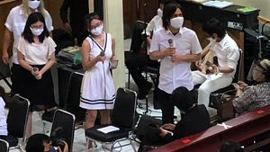 Nyanyian Terakhir Once di Depan Sang Bunda
