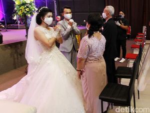 Pemberkatan Nikah dengan Protokol Kesehatan di Solo