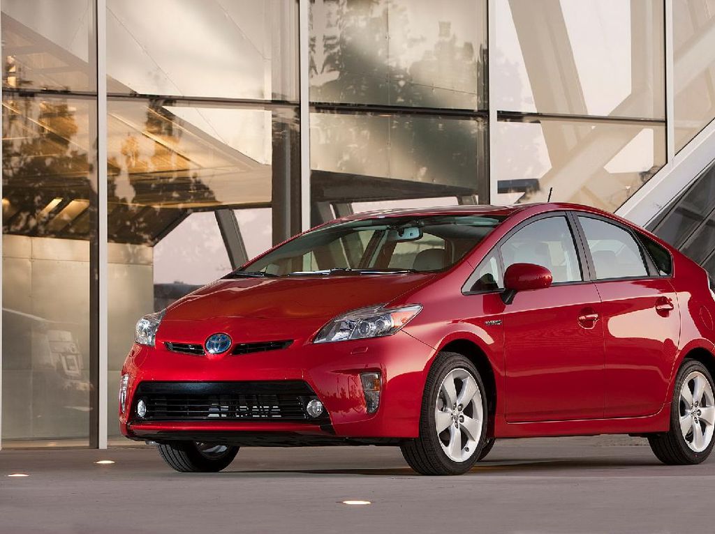 Sistem Hybrid Bermasalah, Toyota Recall 267 Ribu Prius Sistem Hybrid Bermasalah, Toyota Recall 267 Ribu Prius
